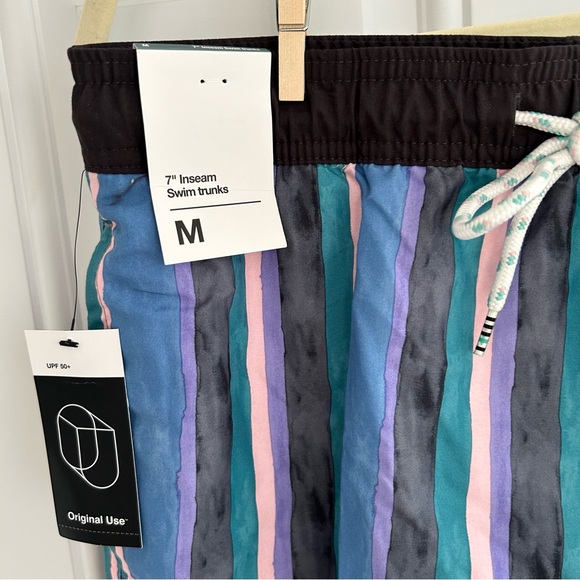 NWT Original Use Swim Trunks 7” Inseam Vertical Stripes Mesh Liner UPF 50+ Sz M - Picture 4 of 11